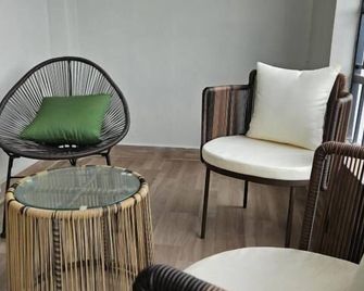 Lumo Residences Eldoret - Eldoret - Living room