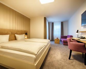 Hotel Prinzregent - Edenkoben - Slaapkamer