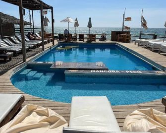 The Point Mancora Beach - Mancora - Pool