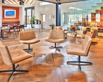 كنيسنا هولو كنتري إيستيت - كنيسنا - ردهة