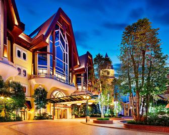 Four Points by Sheraton Heyuan Resort - Heyuan - Bâtiment