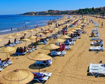 Engin Otel - Cebeci - Beach