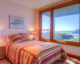 Unobstructed Oceanfront View at Face Rock - Bandon - Habitación