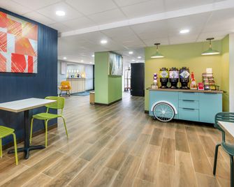Spark by Hilton Roanoke Airport - רואנוק - לובי