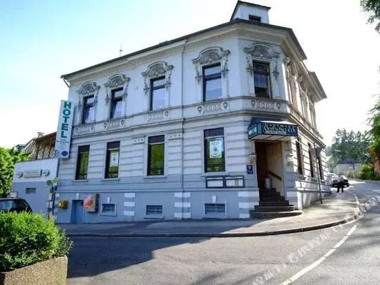 Hotel Zum Deutschen Eck - Velbert - Gebouw