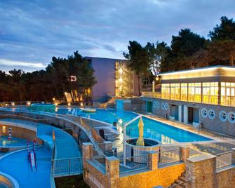 Family Hotel Vespera - Mali Lošinj - Svømmebasseng