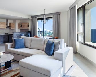 Fraser Suites Al Liwan - 麥納麥 - 客廳