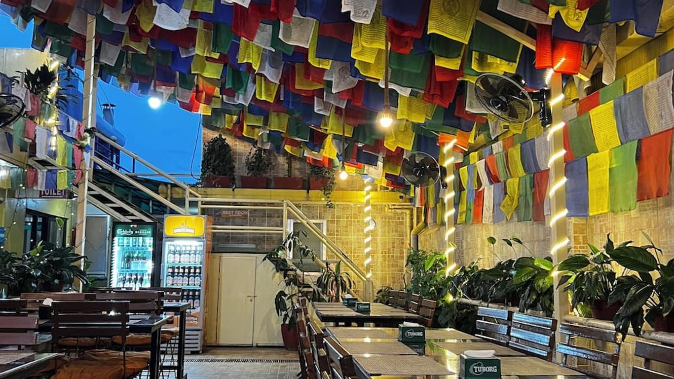 Boudha Stupa View Guest House