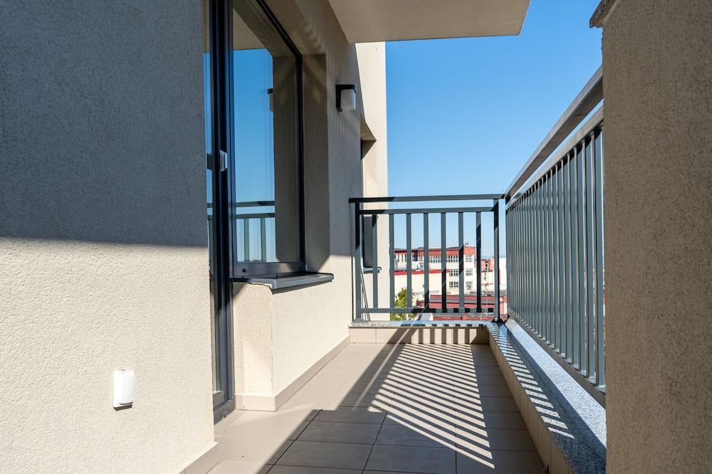 MoHost Noua 3 - Premium Escape with Balcony Views - בראסוב - מרפסת
