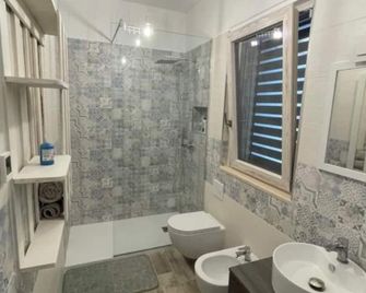 Muschiaturo - Foce Varano - Bathroom