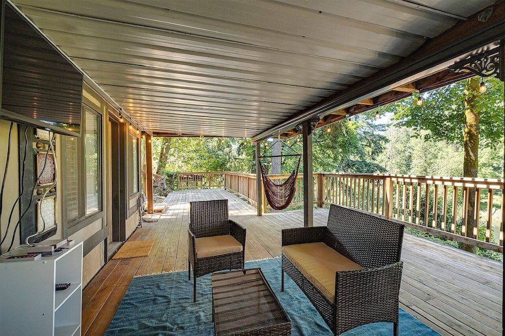 Stafford River House