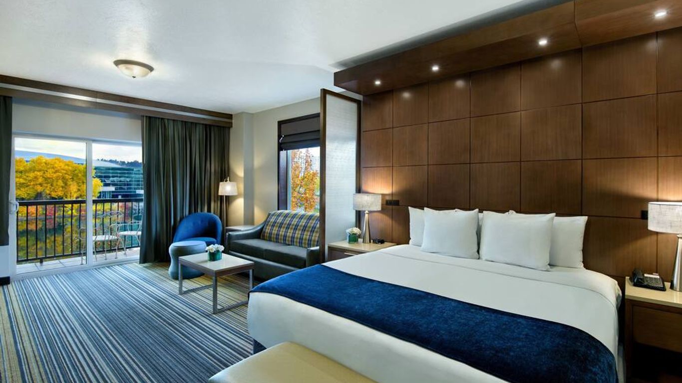 Oxford Suites Spokane Downtown