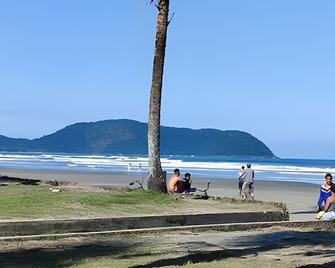 Suítes Praiamar Vista Linda Bertioga - Bertioga - Beach