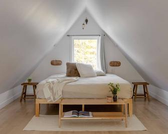 Ô Lac des Îles - Refuges éco-luxueux - Lac-des-Îles - Schlafzimmer