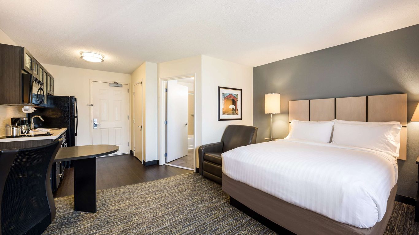 Sonesta Simply Suites Phoenix Glendale