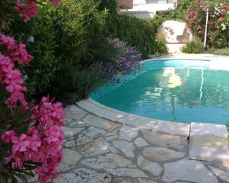 Apartment in villa, private pool, big garden, close to sea and Old Zadar town - Zadar - Pool