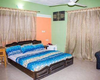 Moye Hotel - Ikorodu - Habitación