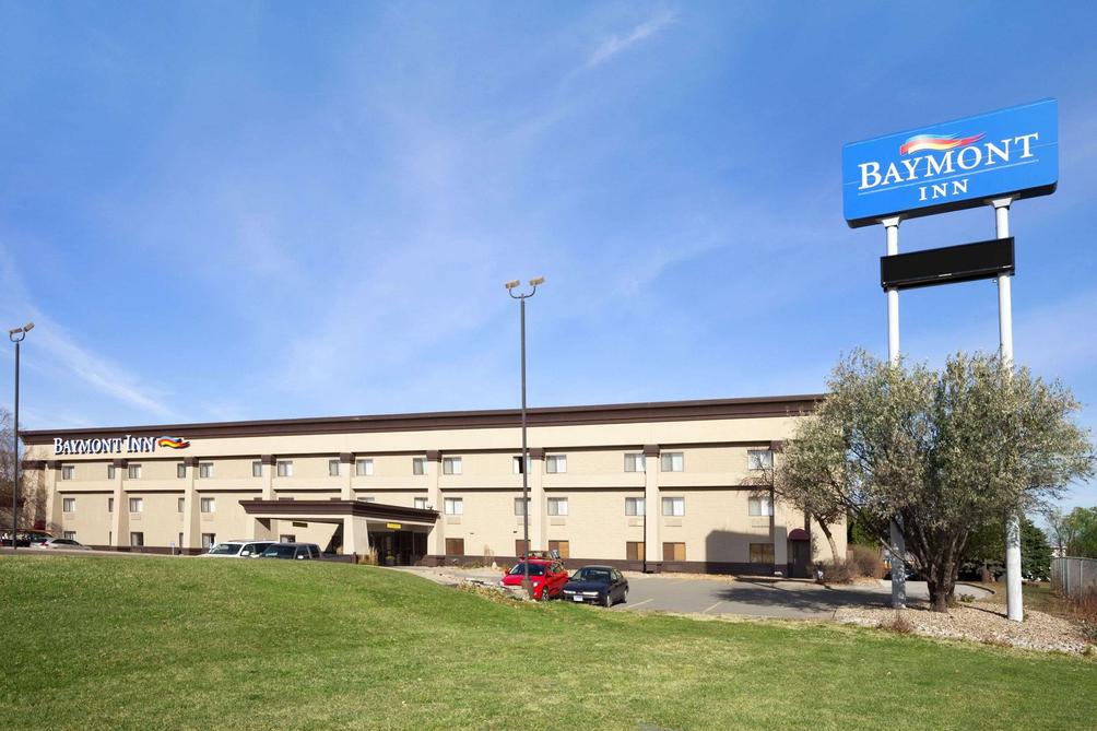 Baymont By Wyndham Sioux Falls 65 8 0 Sioux Falls Hotel Deals Reviews Kayak