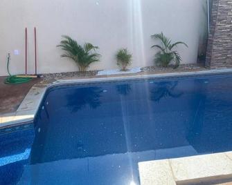 Beautiful place for family gatherings and more - Planura - Piscina