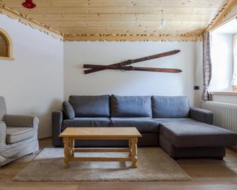 Dolomites with Love - Mazzin - Sala de estar