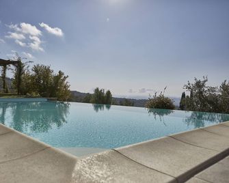 Colle Da Vinci - Vinci - Pool