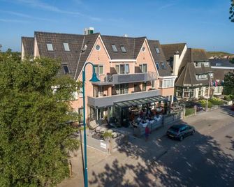 Hotel Kogerstaete Texel - De Koog - Building