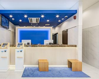 Toyoko Inn Oyama-eki Higashi-guchi No.2 - Oyama - Front desk