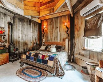 A Hagrid's Inspired Stay - Chickamauga