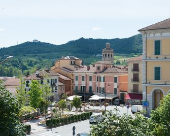 Hotel Al Castello - Gavi - Vista del exterior