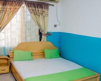 Elizz guest house - Accra - Slaapkamer