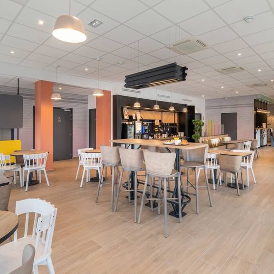 B&B HOTEL Bourg-en-Bresse Viriat image 1