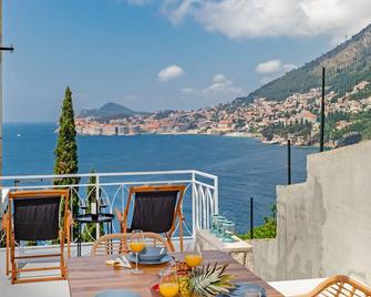 St Jakov Superior Beach Apartment with Free Parking - Dubrovnik - Balcón