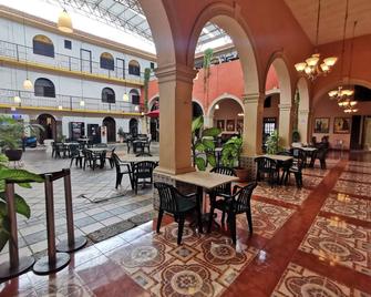 Hotel Doralba Inn - Mérida - Nhà hàng