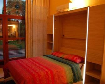 Le Mas Ferrand - Graveson - Bedroom