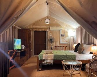 At One - Tangalla - Schlafzimmer