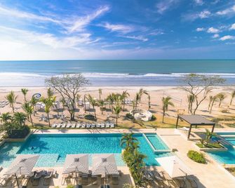 Surfside Oceanfront Suites by Playa Caracol Resorts - Chame