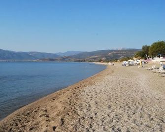 Houdis Houses - Paralio Astros - Playa