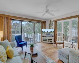 Racquet Club 41 by Wild Dunes, in Resort Core - Isle of Palms - Living room