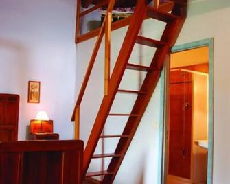 Agriturismo Cascina Degli Ulivi - Novi Ligure - Escaleras