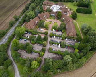 Stratford Manor Hotel - Stratford-upon-Avon - Edificio