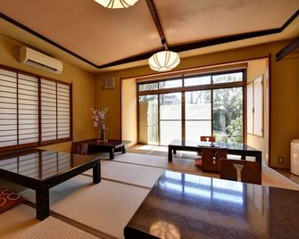 Onsen Hotel Gorakan - Hakone - Matsal