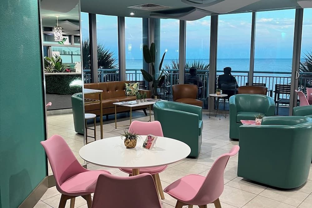 South Beach Biloxi Hotel & Suites