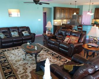 Come Relax at Vitamin Sea - Bolivar Peninsula - Living room