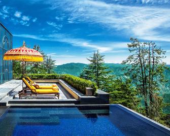 Wildflower Hall, An Oberoi Resort, Shimla - Shimla - Pool