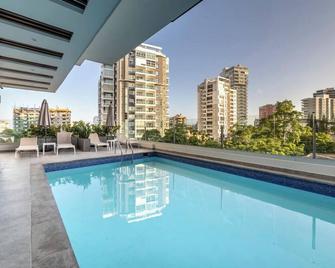 Modern elegant 2 bedroom 2 bath condo with pool and gym - Saint-Domingue - Piscine