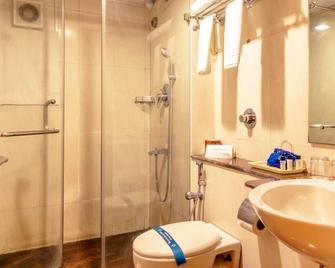Octave Suites Residency Rd - Bengaluru - Bathroom