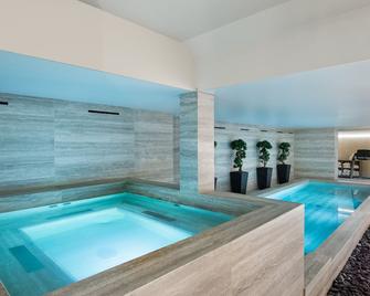 9hotel Paquis - Geneva - Pool