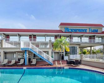 Rodeway Inn Clearwater-Largo - Clearwater - Building