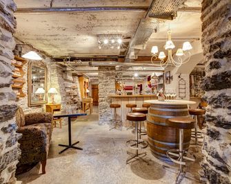 فندق ريجينا - لاوتربرونين - بار