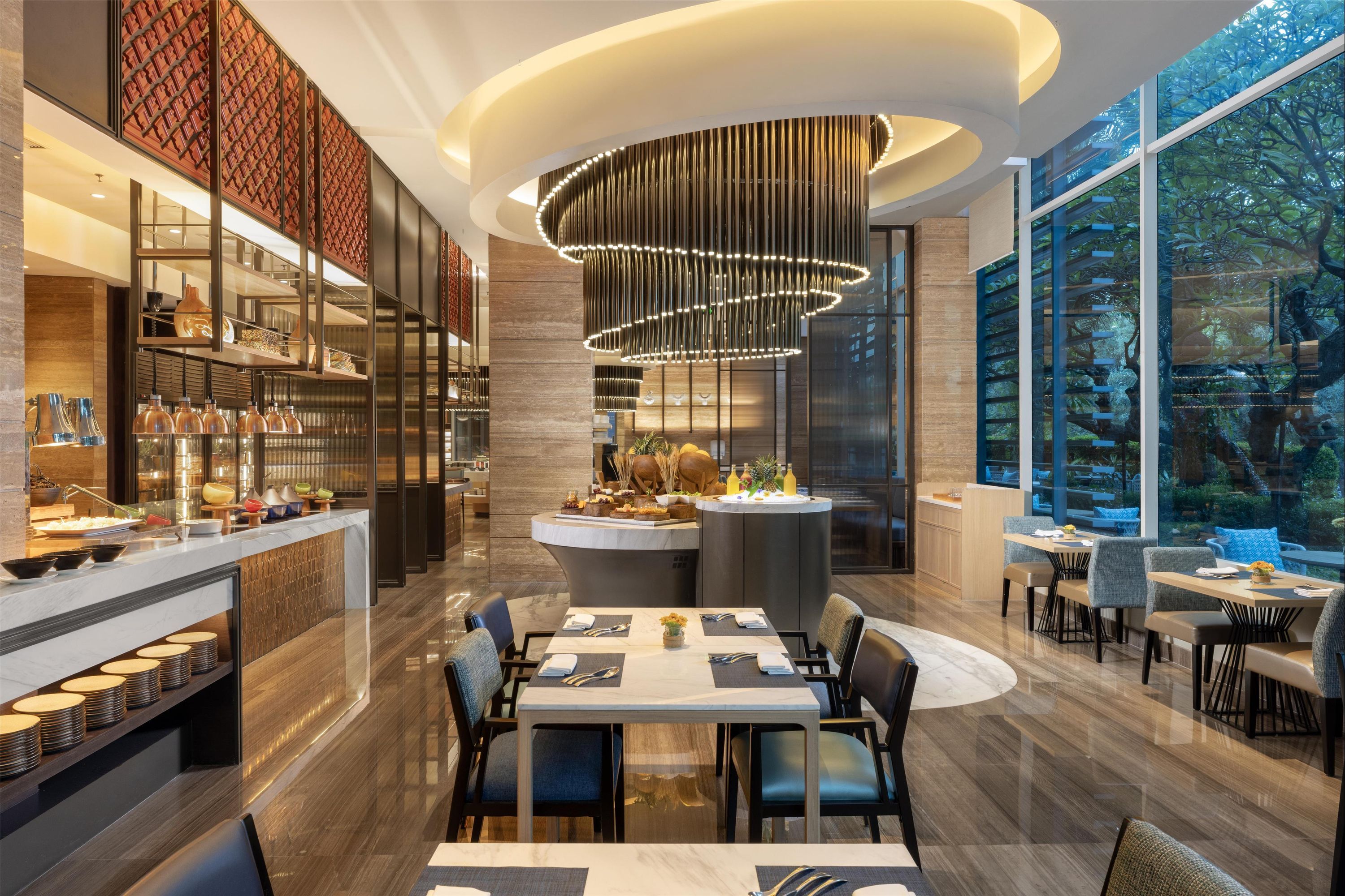 DoubleTree by Hilton Jakarta Kemayoran - ג'קרטה - מסעדה